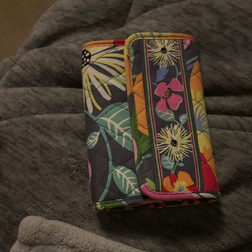 Vera Bradley Floral Wallet - Multicolor